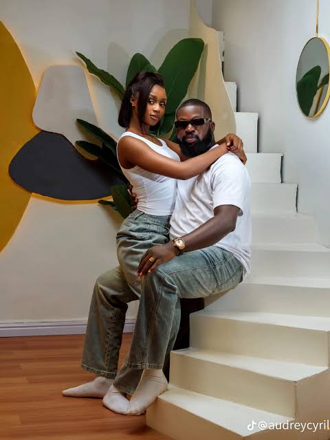 Mr Presh, Audrey Cyril, Oma Saga