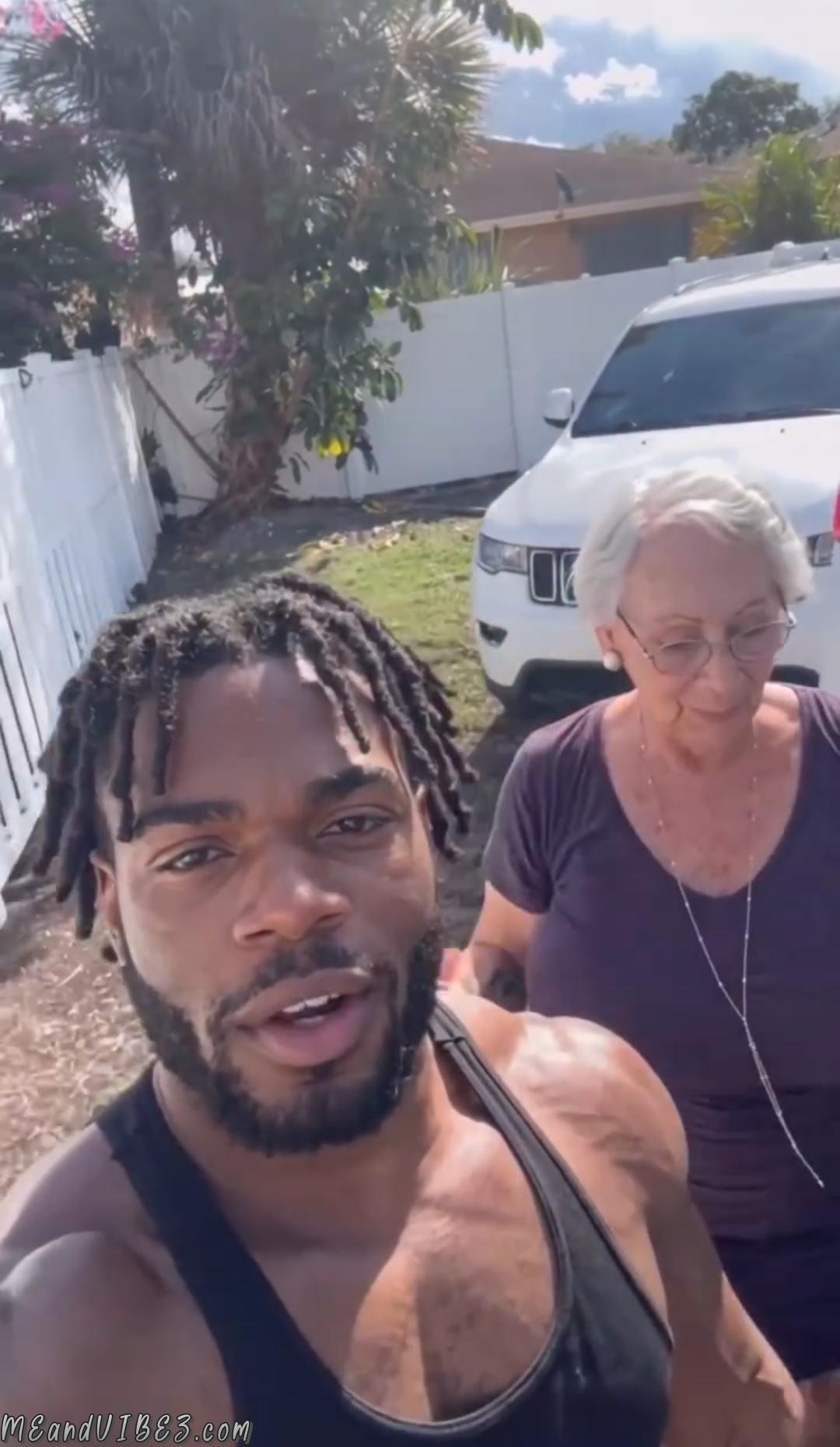 The Fans Bus Famous Granny Onlyfans Full Video